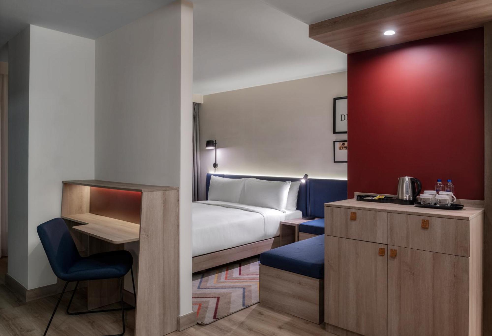 Hampton By Hilton Istanbul Merter Exteriör bild
